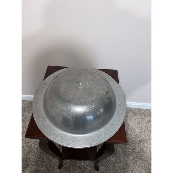 Vintage Wilton Armetale Large 13” Serving Bowl With Design Pewter - Picture 4 of 5